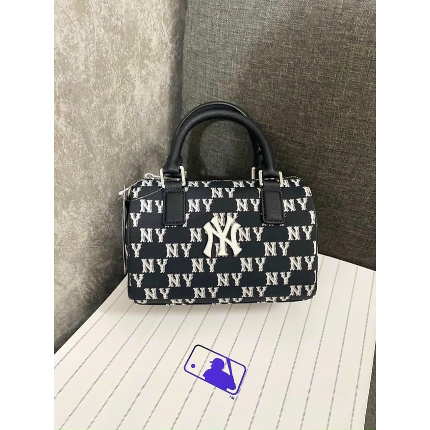 Túi du lịch có tay cầm size 20cm đeo chéo xuaaat xịn