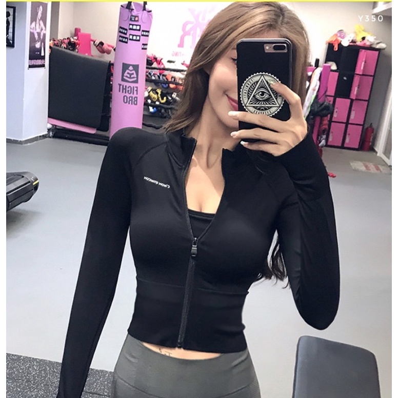 Áo khoác không nón - ôm body - chất thun co giãn - Gym - Yoga - 2 màu đen/hồng - 3 size S M L - CARE BODY CHUYÊN ĐỒ TẬP