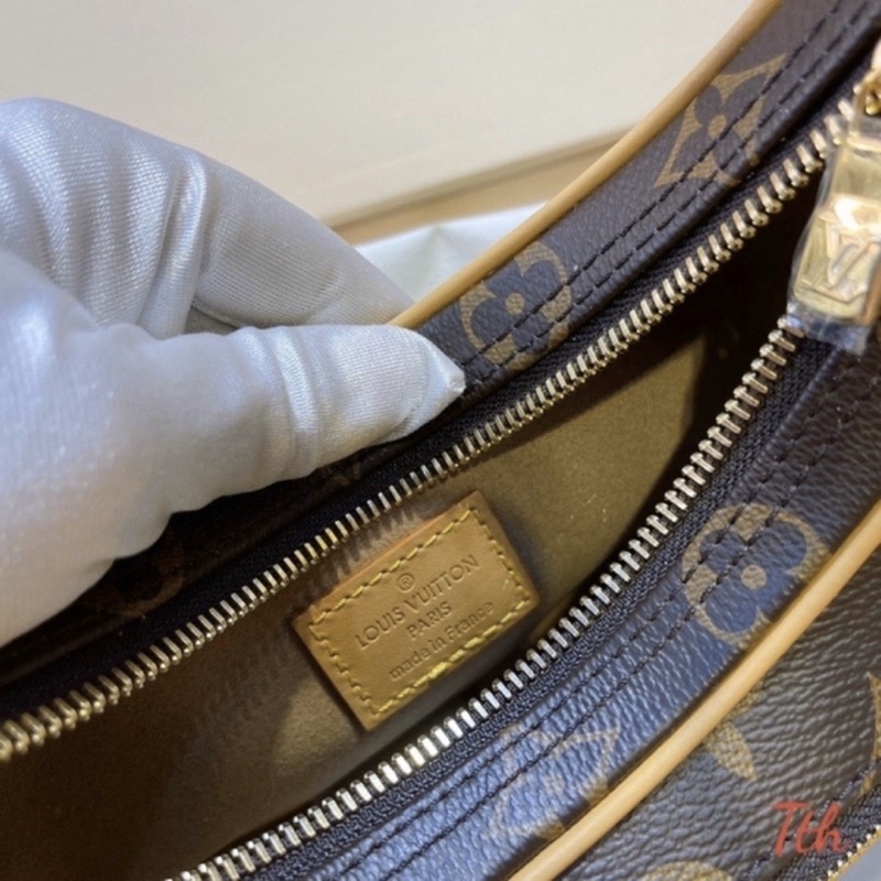 Túi eo vi kẹp nách dáng thuyền Size 24cm loại đẹp full box nam châm xịn sò