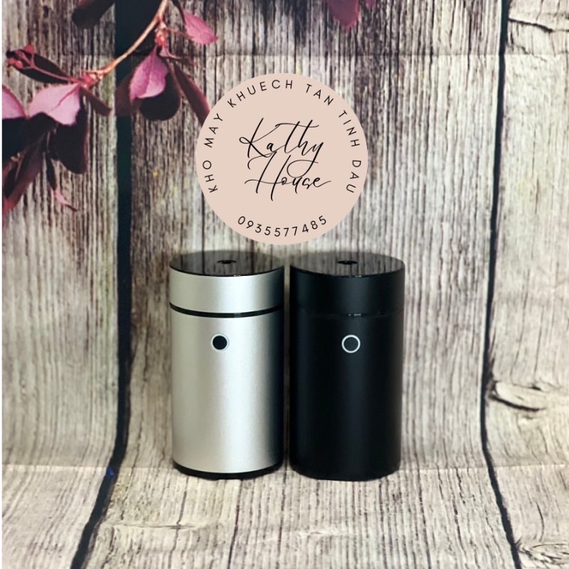Máy Khuếch Tán Tinh Dầu Chuyên Dùng Cho Ô Tô Cao Cấp Vỏ Nhôm 70ml TẶNG TINH DẦU 10ml BH 18 Tháng