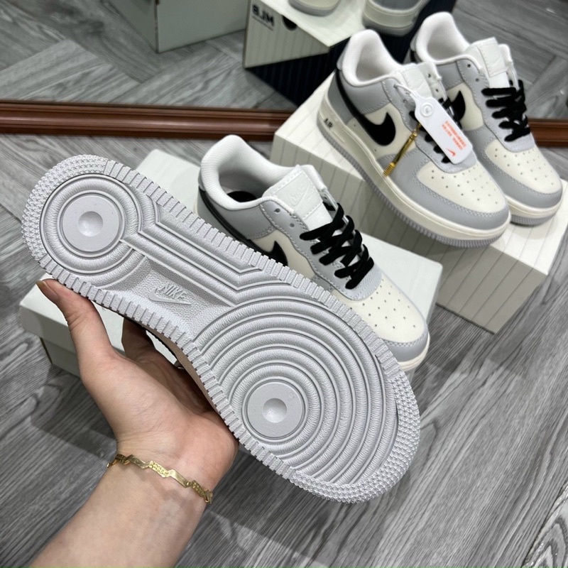 GIÀY THỂ THAO SNEAKER AF1 BÀN CHẢI VÀNG,  AF1 KEM XÁM VỆT ĐEN MẪU MỚI BẢN CAO CẤP NAM NỮ