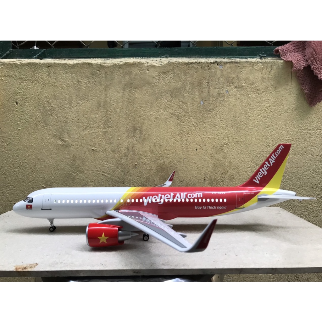 Mô hình máy bay 47cm VietJet Air - 1:130