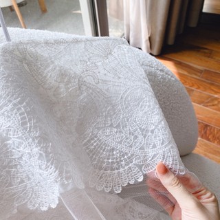 ĐẦM MAXI REN TRỄ VAI
