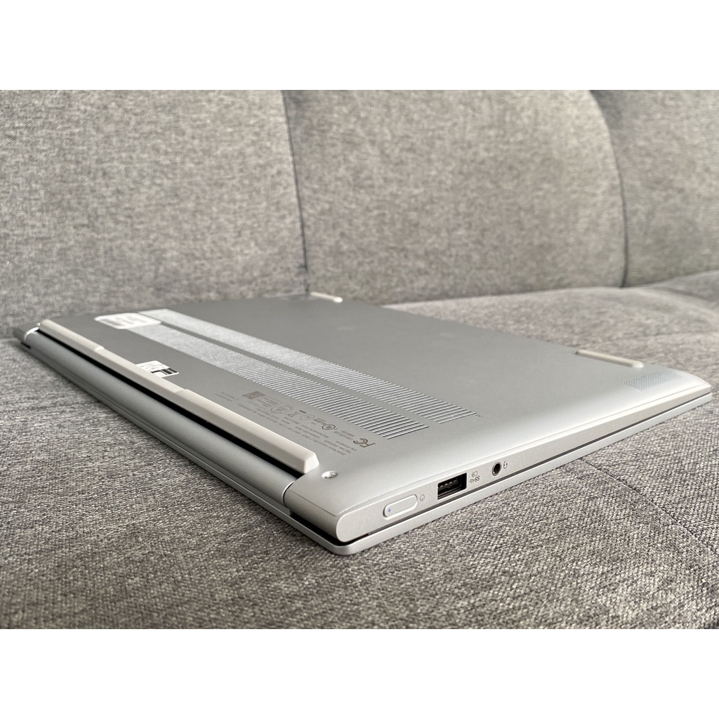 Laptop Lenovo Slim 7i Core i7-1260P l RAM 16G l SSD 512G l Màn 14" 2,8K IPS   Đẹp 99%.