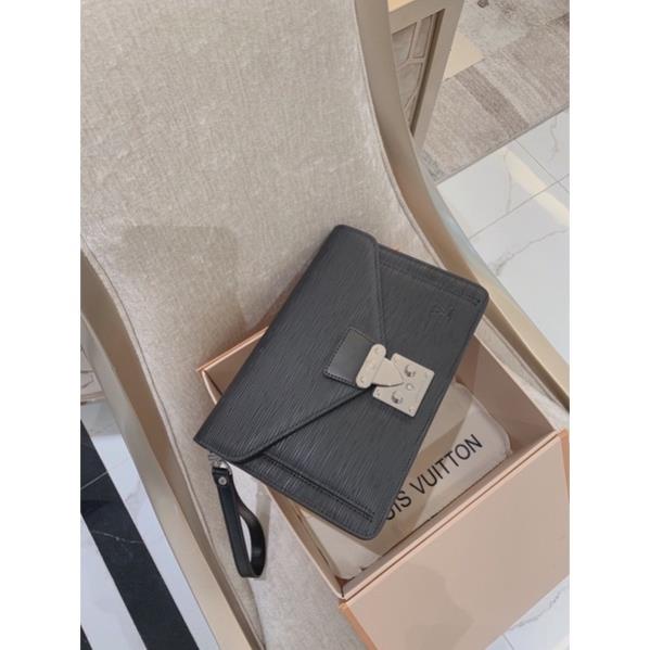 Cluth Cầm Tay LV Da Epi Size 25  -  By Willow.luxury