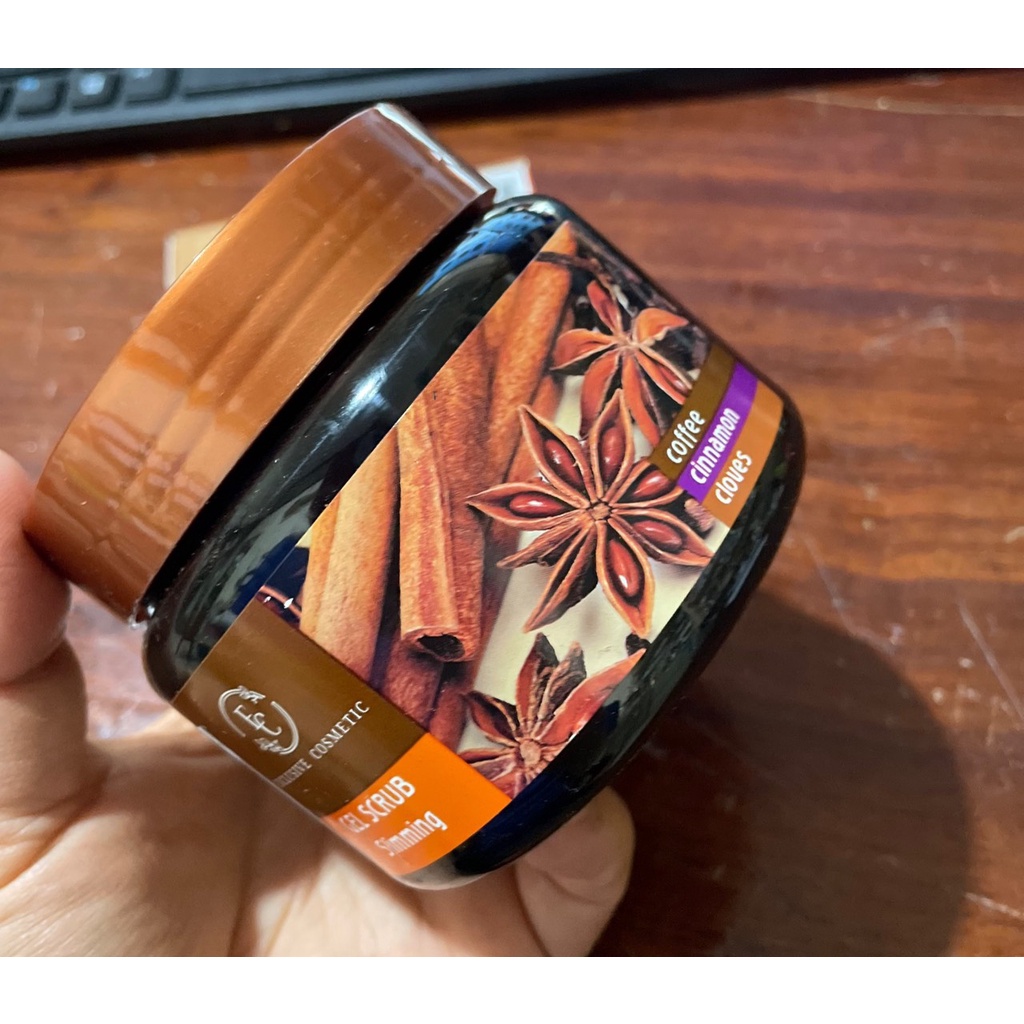 Tẩy Da Chết Body Exclusive Cosmetic Gel Scrub Slimming Coffee Cinnamon Cloves Quế Hồi 380g