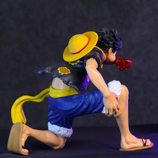 Mô hình OnePiece - Luffy quỳ thổi tay