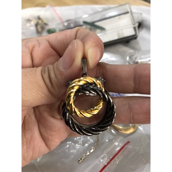 Mặt dây chuyền si nhật