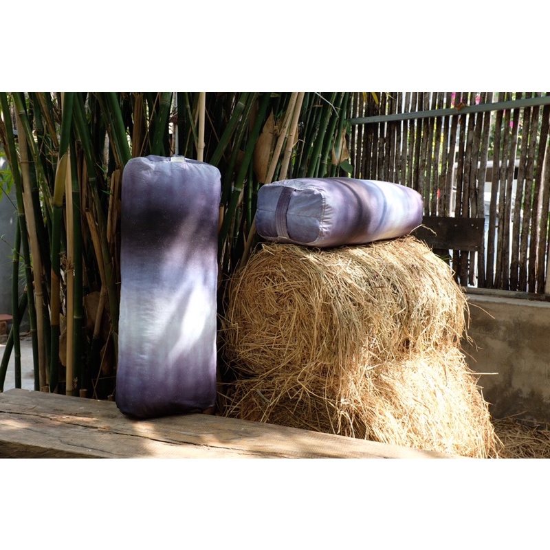 Gối Yin thủ công  - màu ngẫu nhiên