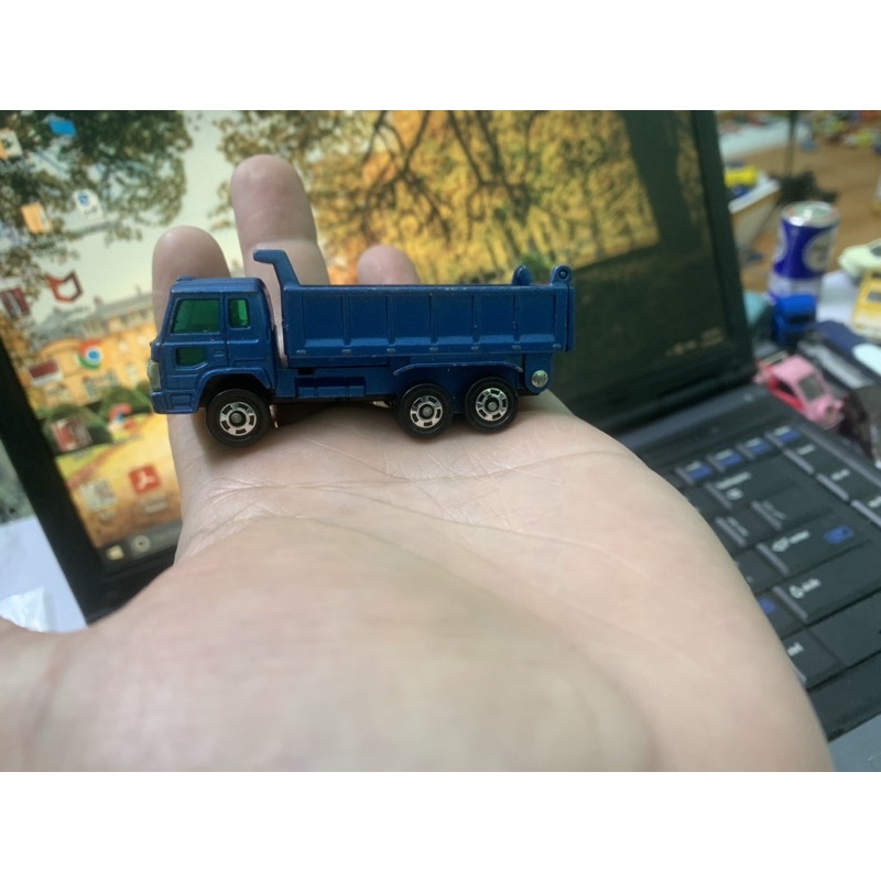 Xe mô hình tomica Hino truck 1989