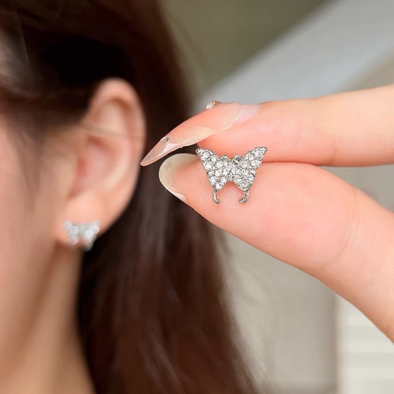 Bông tai hình bướm nhỏ