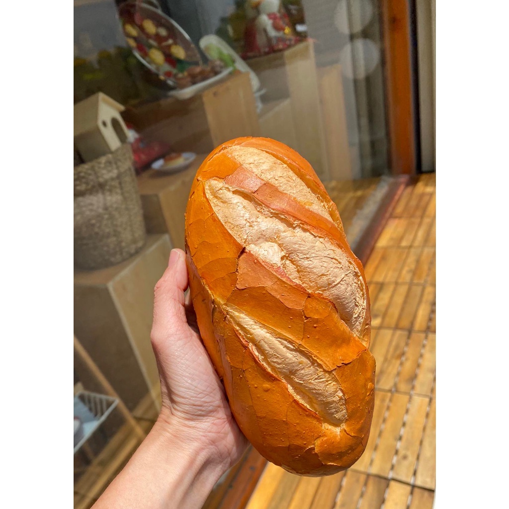 Mô hình bánh mì giòn Việt Nam ( 100% Nhựa) - FICLAY