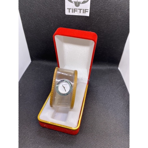 Đồng hồ hiệu Burberr.y