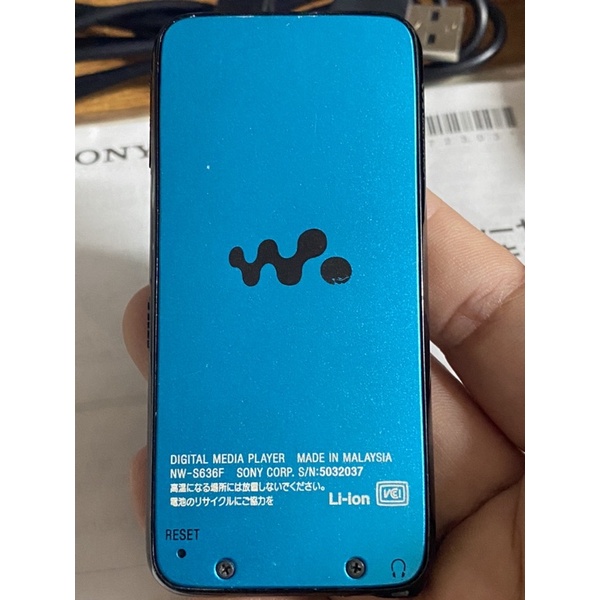 Máy nghe nhạc mp3 sony walkman nw-s636fk kèm loa