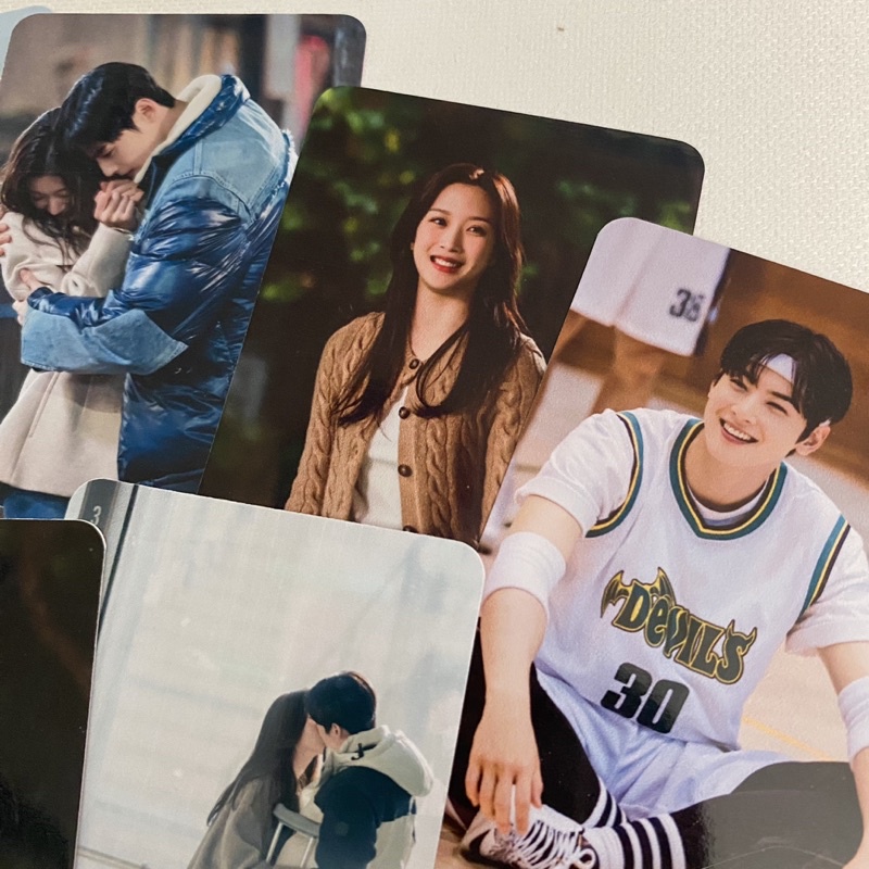 Set card bo góc "Vẻ đẹp đích thực"