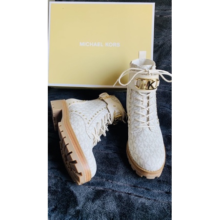 GIÀY BOOT NỮ MK MICHAEL KORS KINCAID LACE UP BOOTIE NWT SIZE 36.5