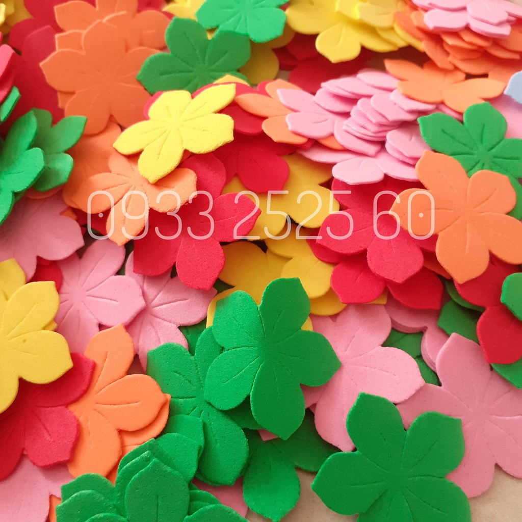 50 - 100 hoa xốp, 1.6cm, 3.7cm - Hoa trang trí bưu thiếp, thiệp, phong thư, bao thư- Trang trí mầm non, lớp học