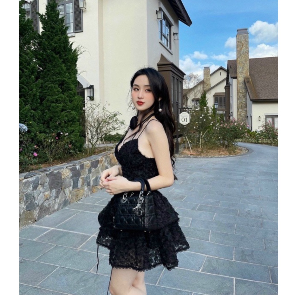 Đầm dự tiệc dây ren hoa xoè tầng kèm dây hoa - hàng thiết kế