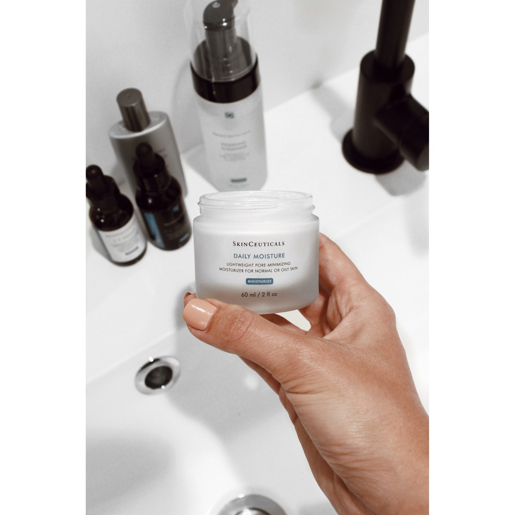 Kem Dưỡng Ngày Da Dầu Skinceu Daily Moisture 60ml
