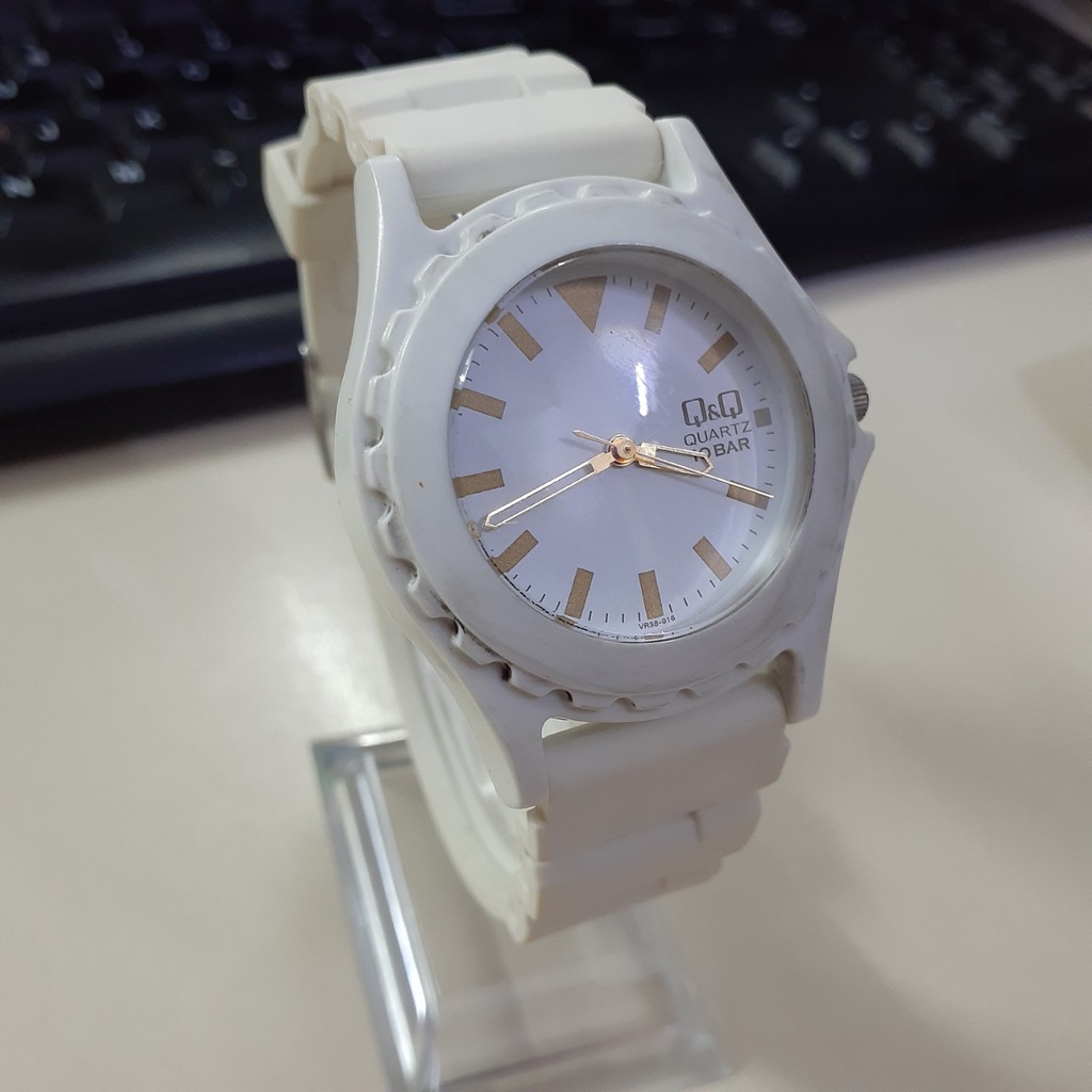 Đồng hồ đeo tay nam nữ 2hand Q&Q si Nhật giá rẻ