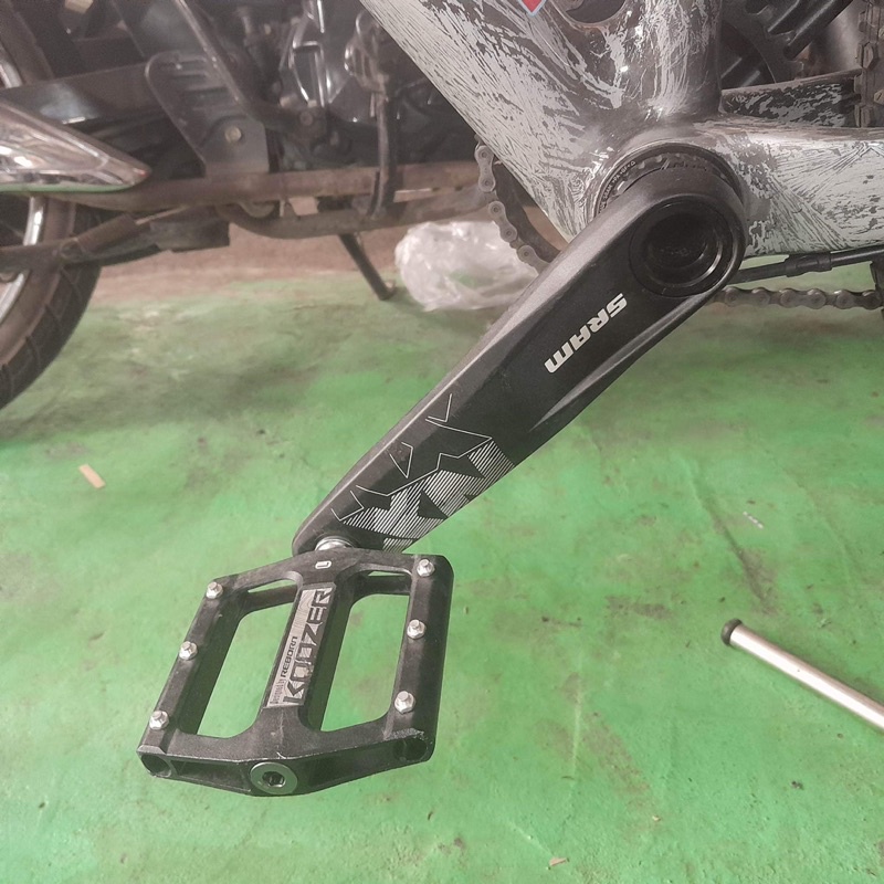 Pedal KOOZER PD50 Hợp Kim Nhôm 3 Vòng Bi