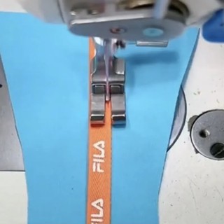 Chân vịt mí 1 li bên phải trái