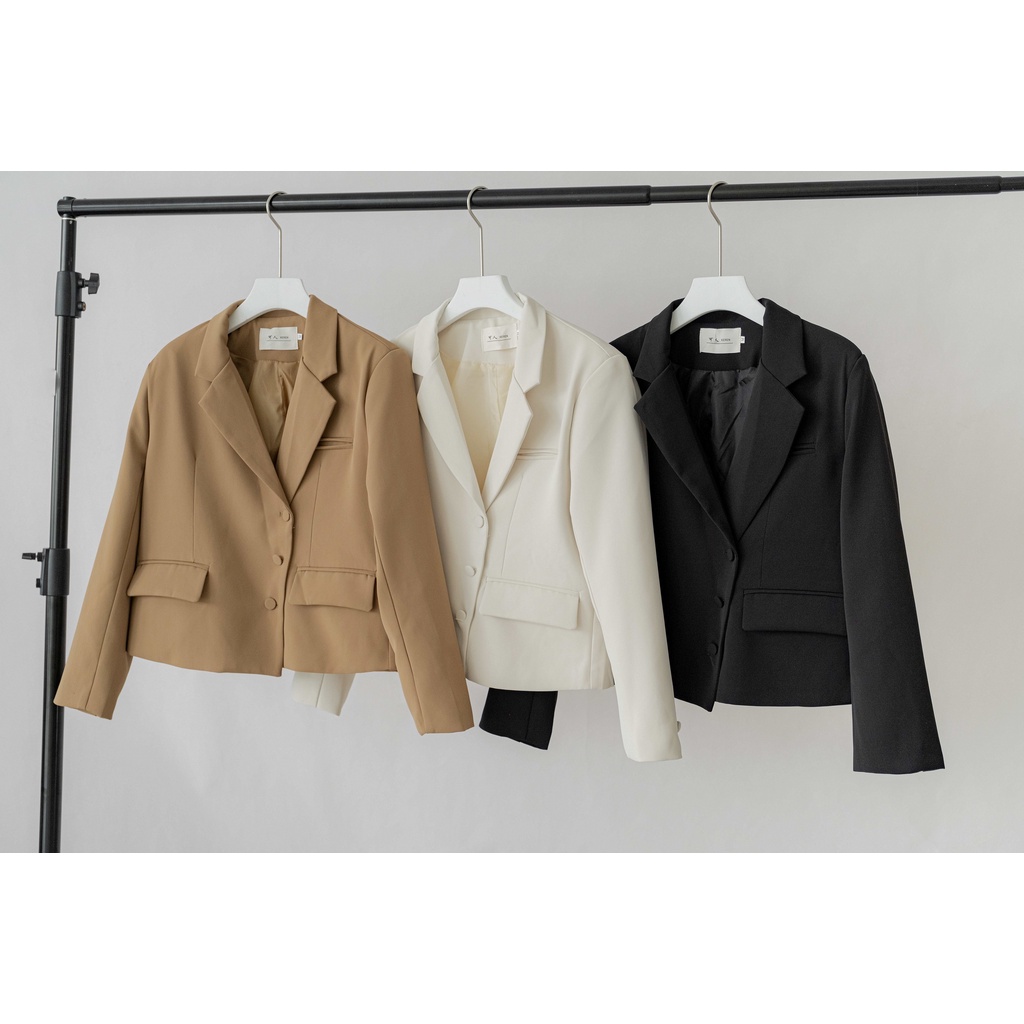 Áo blazer tay dài dáng ngắn 3 nút bọc trơn 3 màu LENCLOTHING 9511 | BigBuy360 - bigbuy360.vn