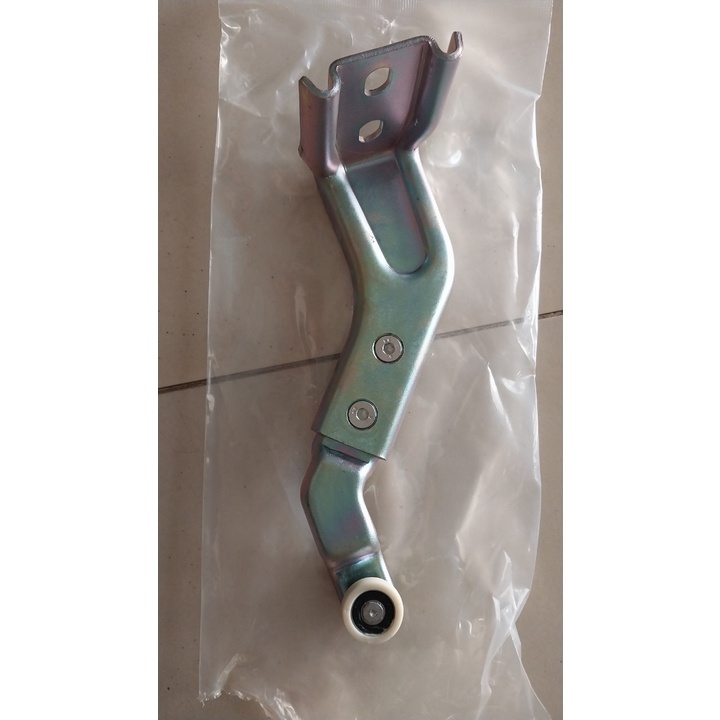 BI TRƯỢT CỬA LÙA XE MERCEDES SPRINTER 16 CHỖ (BI DƯỚI)
