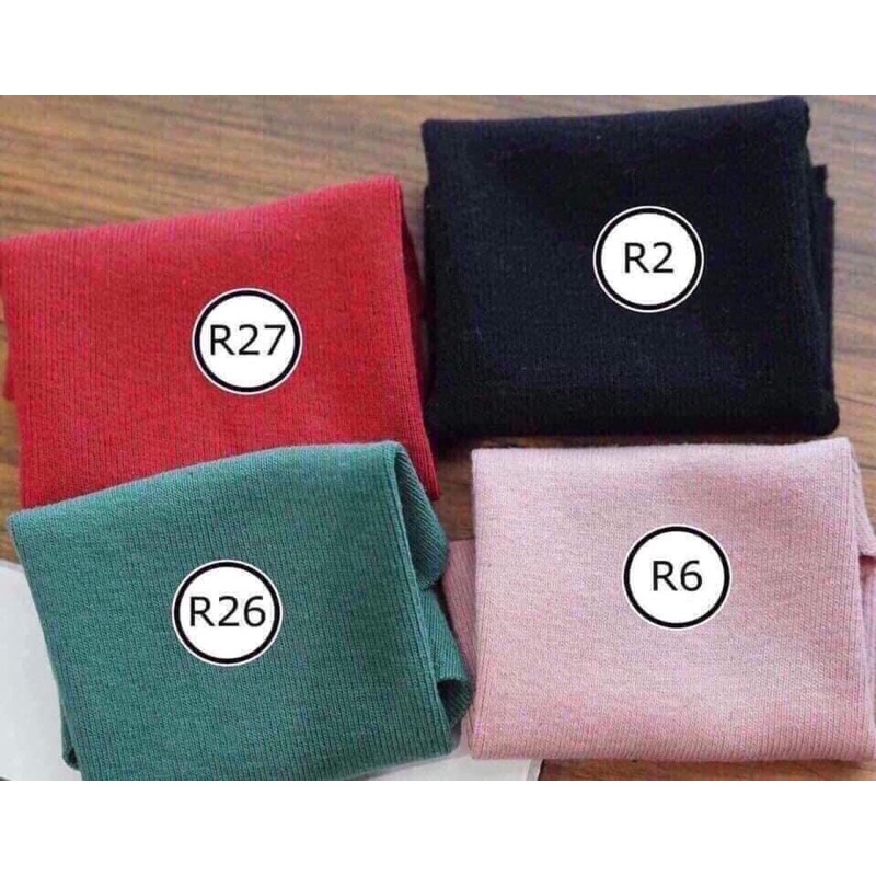 F1181 Áo ôm body cut out ngực trên tay dài