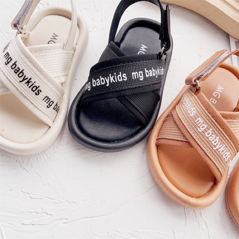 Sandal chéo, dép quai hậu siêu xinh chó bé đi chơi đi học mẫu hè 2023