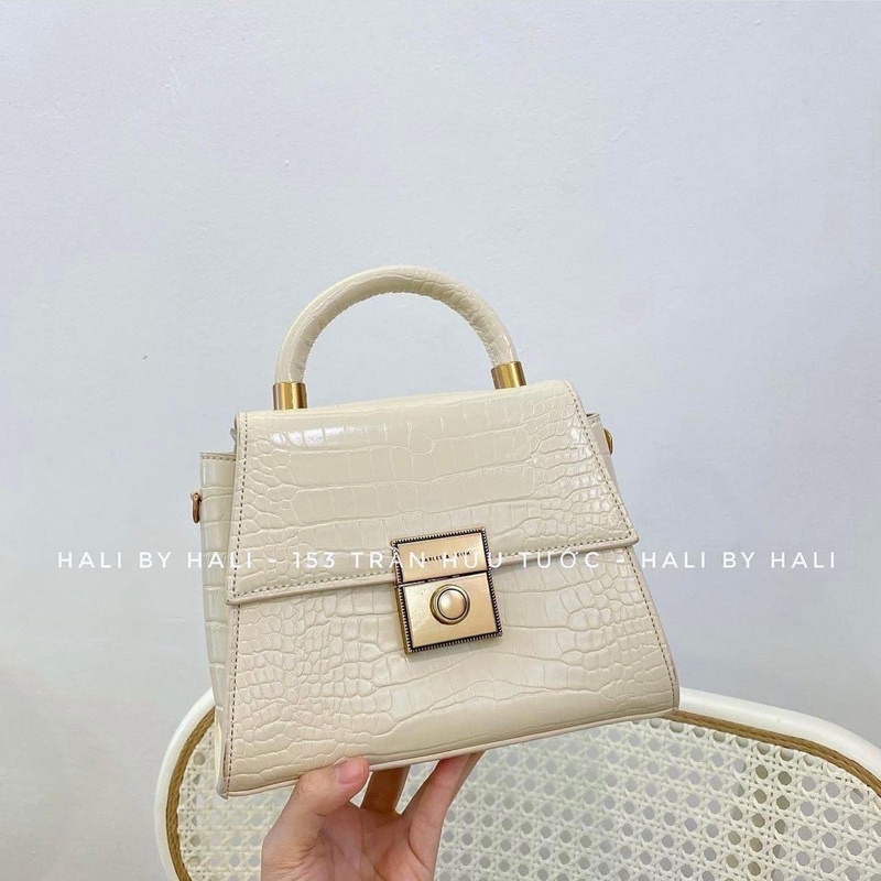 Túi cnk quai xách da sần