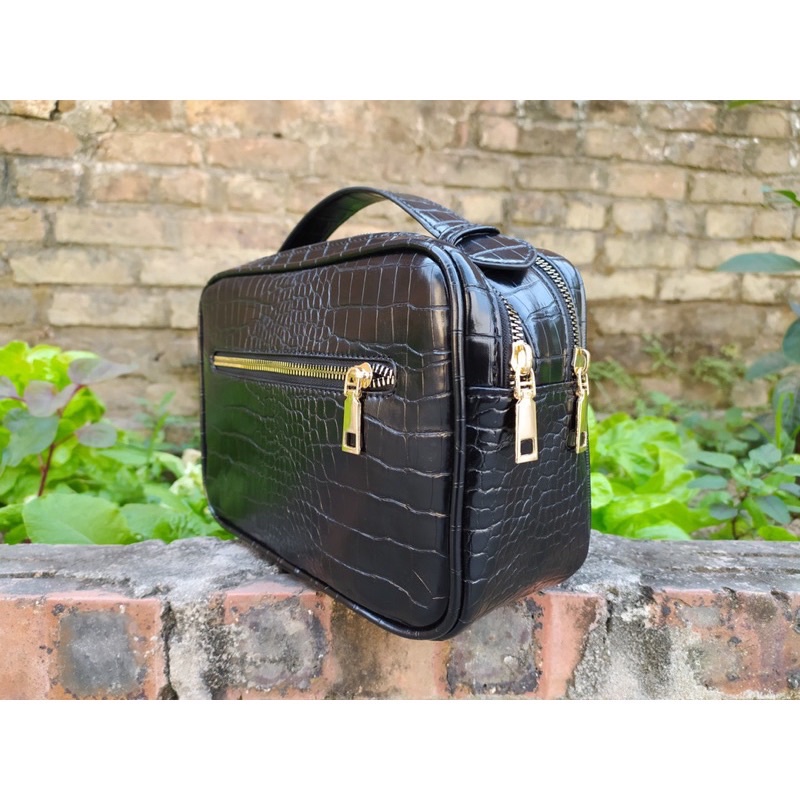 Túi golf cầm tay- túi cầm tay Titlseit vân da cá sấu