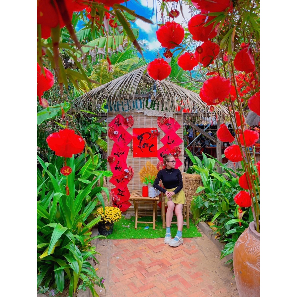 Mành tre che nắng, mành cọ trang trí sân khấu. Phông nền mành tre đỏ trang trí Tết, Lễ Hội.