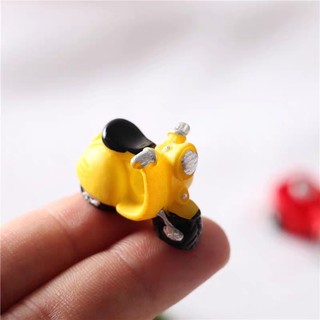 Mô hình xe máy cổ màu đỏ M2037