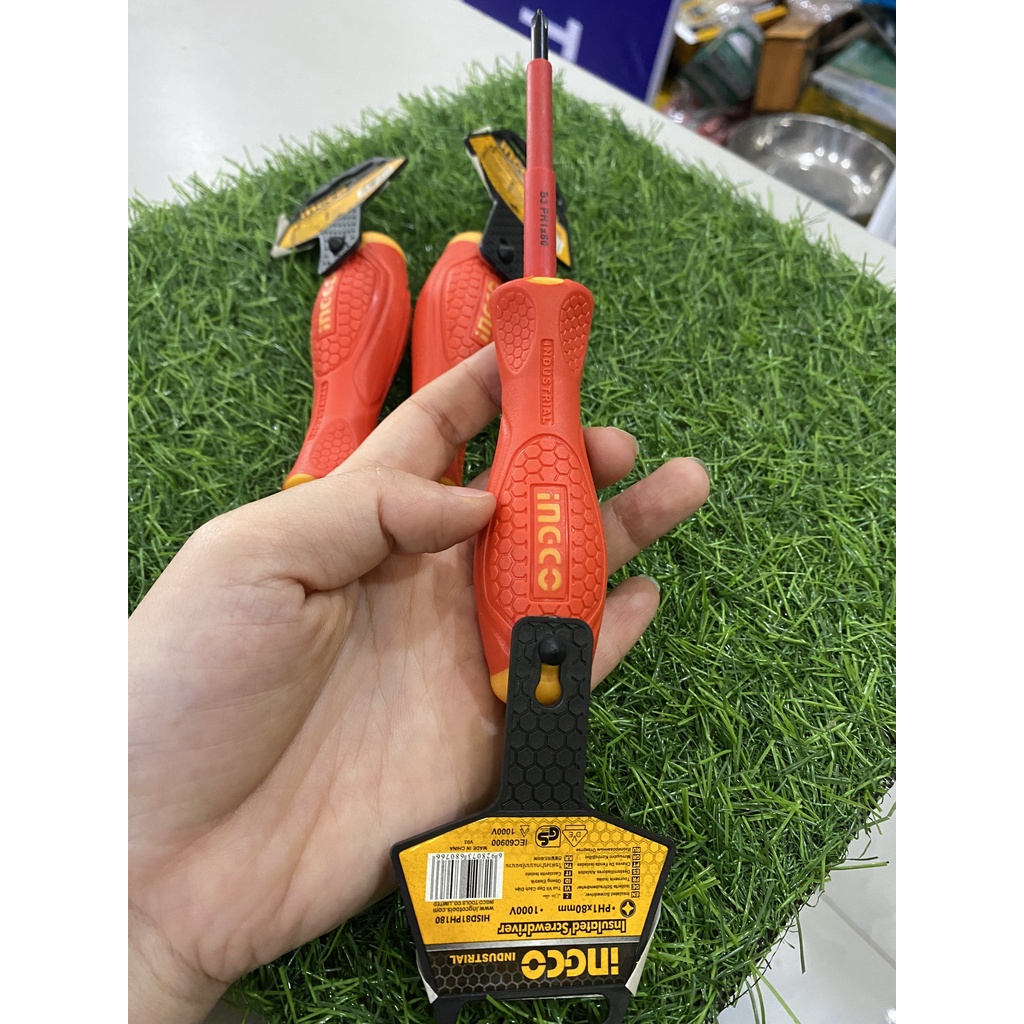 Tua vít bake cách điện Ingco