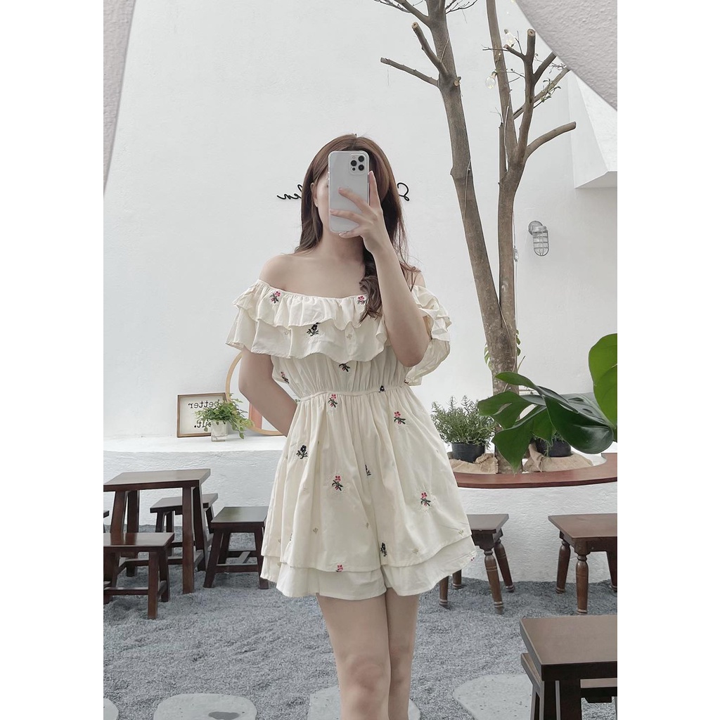 Jumpsuits quần đùi trễ vai thêu hoa dễ thương XonXen Gò Vấp 716