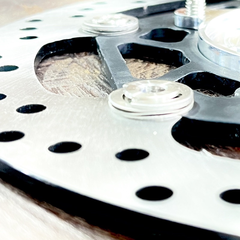 Điã thắng TQ6 ORO V4 267mm