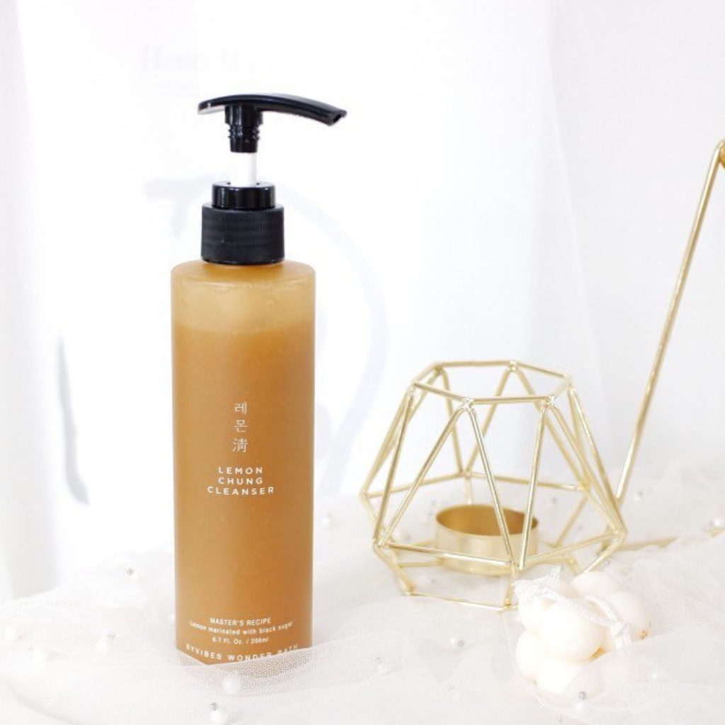 Sữa Rửa Mặt Chanh Vàng Đường Đen Lemon Chung Cleanser Dưỡng Ẩm Da, Làm Sáng & Sạch Da 200ml