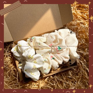 Set 4 dây cột tóc scrunchies họa tiết hoa nhí miloostudios