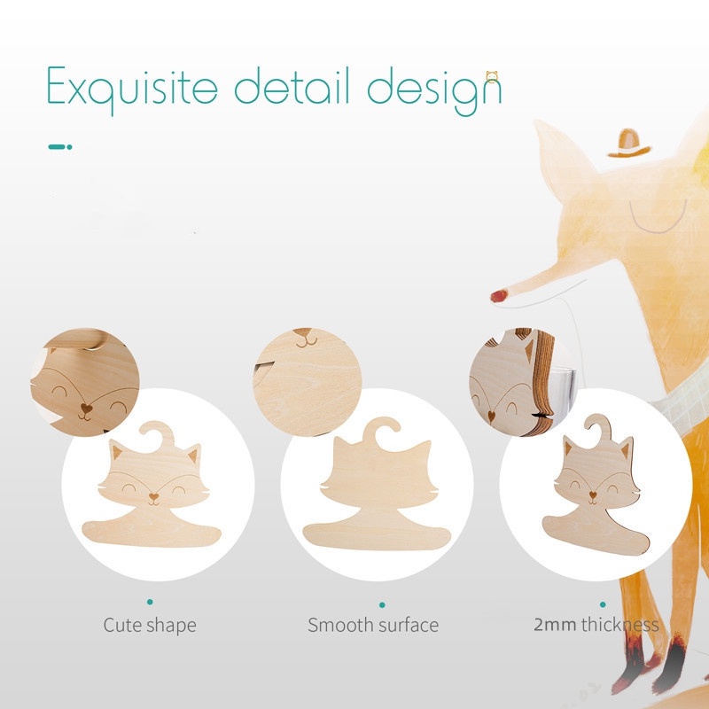 Móc treo quần áo trẻ em bằng gỗ hình mặt cáo