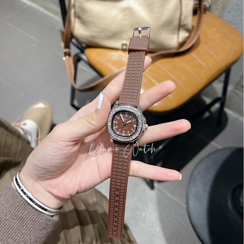 Đồng Hồ Nữ PT Dây Cao Su Non