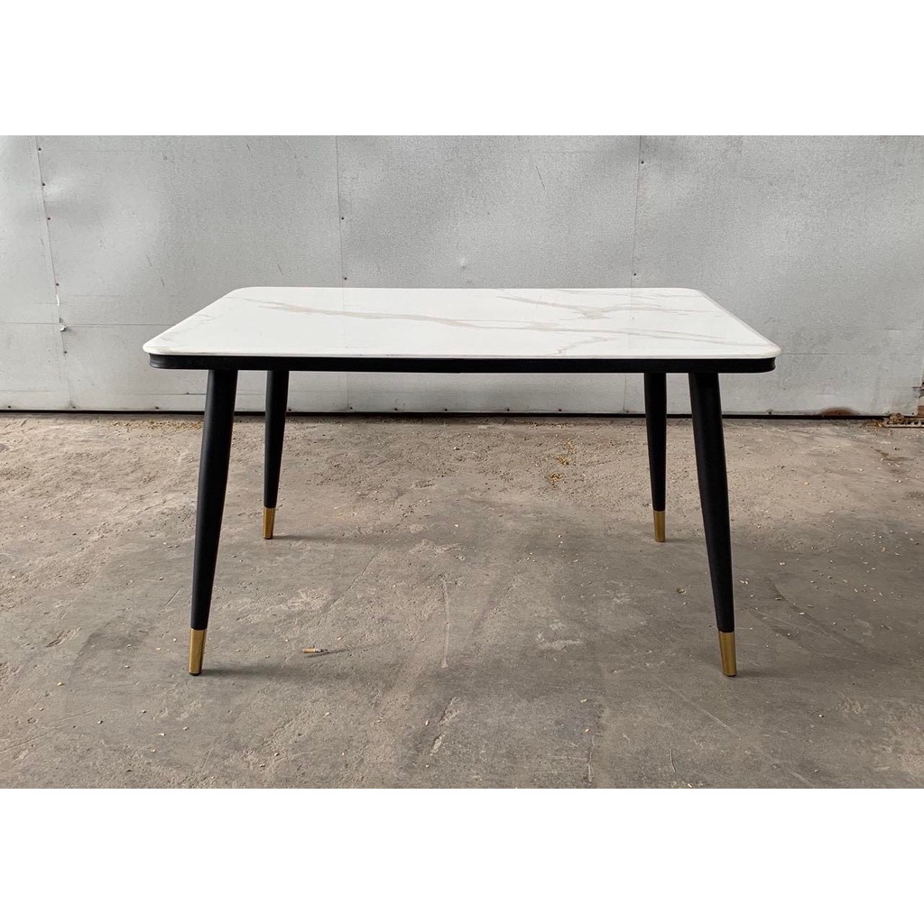 Bàn ăn mặt đá ceramic chân côn - Bàn ăn nhập khẩu 1m2, 1m4, 1m6, 1m8