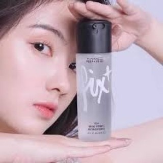 Xịt khoá Makeup Mac Prep