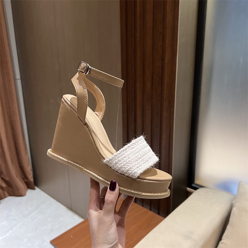 Sandal đế xuồng quai gai cao 10cm