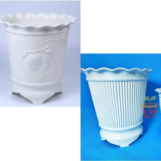 Chậu nhựa trồng cây , Chậu nhựa ba chân trái đào, ba chân sọc dày dặn cao cấp