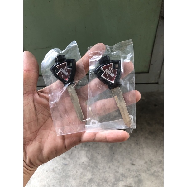 Chìa khoá xe YAMAHA NOUVO 4 , NOUVO LX chuẩn zin ( có kèm viên nam châm )