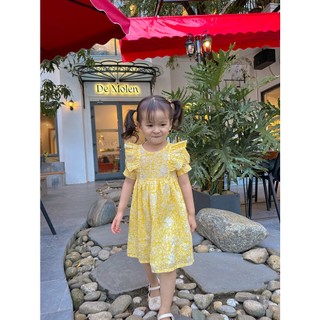 ĐẦM ĐÔI MẸ VÀ BÉ GÁI 2303