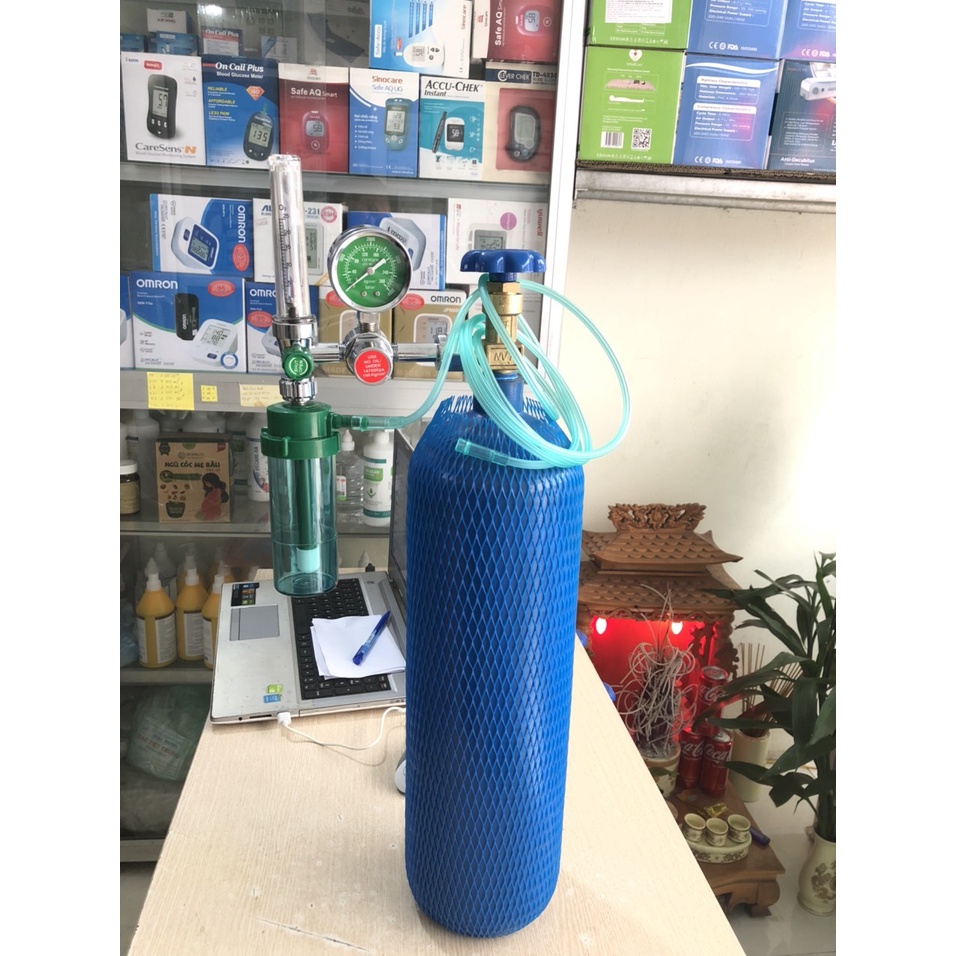 Bình oxy 5 lít thở. Oxy đóng cá