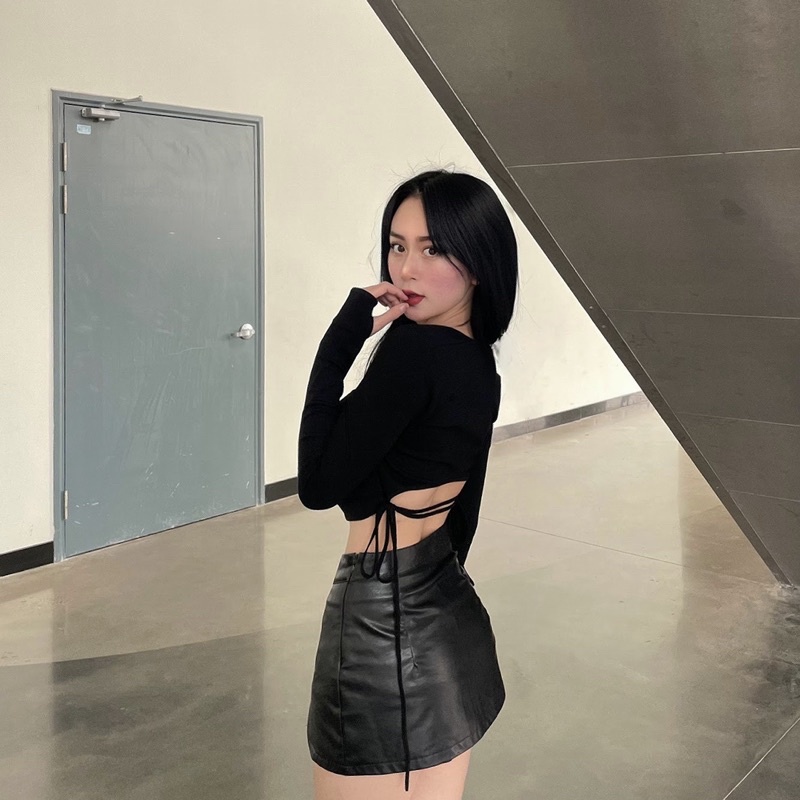 Áo Croptop Dây Lưng, Áo Thun Cổ Vuông Tay Dài Ôm Body Cá Tính IRISVIEL