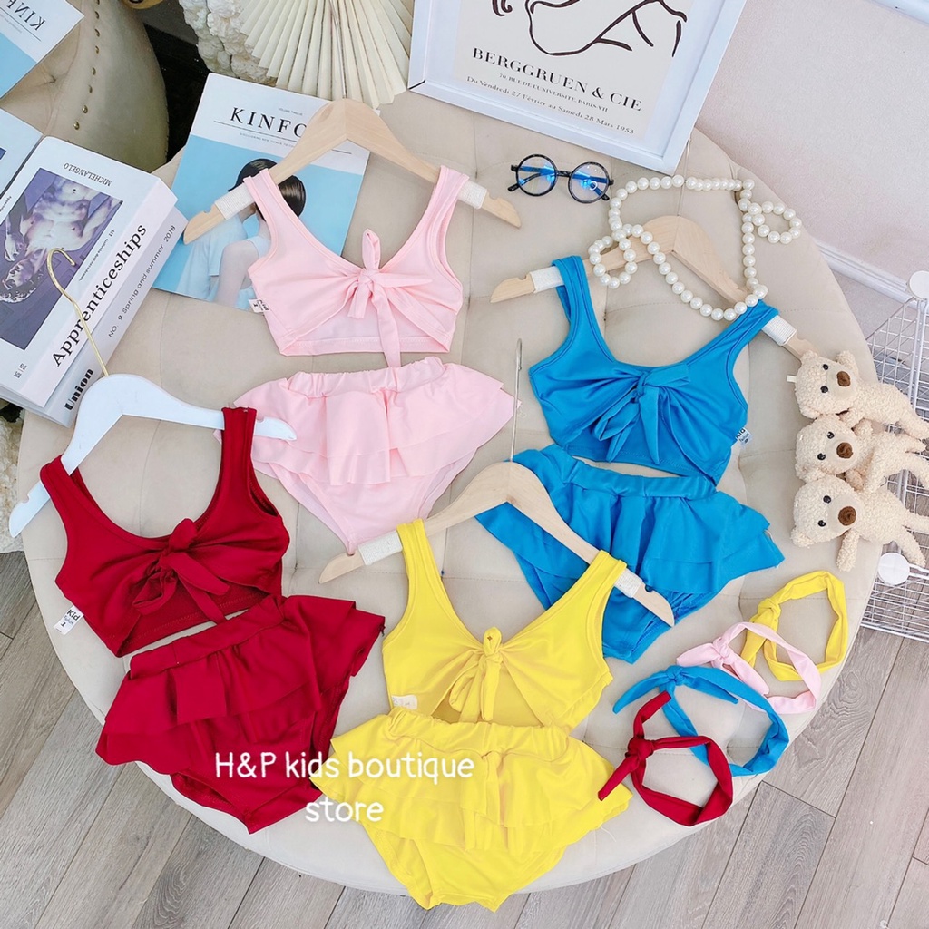 Bikini 2 mảnh rút ngực bé gái